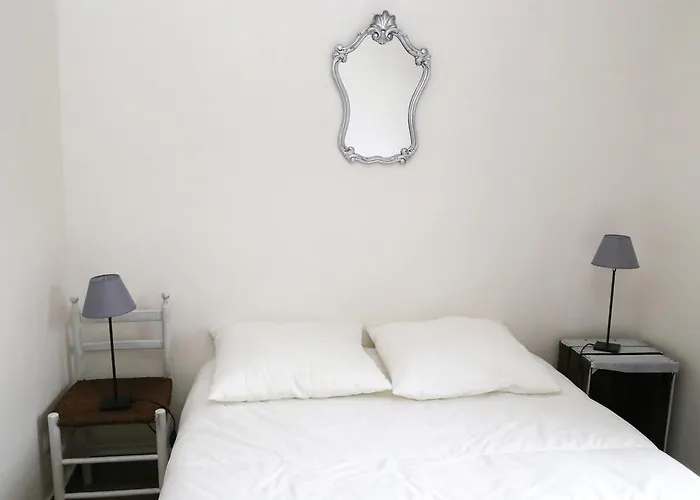 Du Port De Appartement *